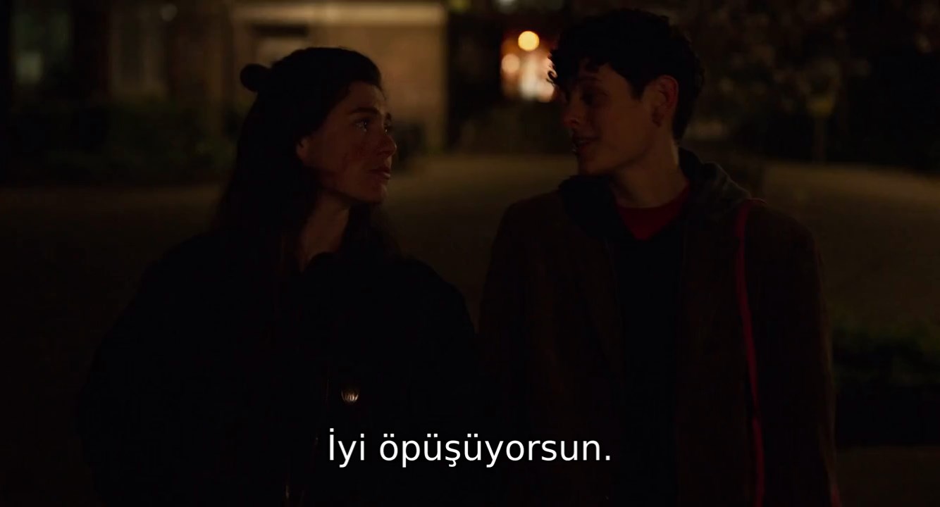 Sevişen Lezbiyen Kızlar +18 Film izle